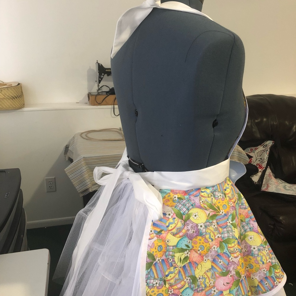 Apron - Picture 3 of 4